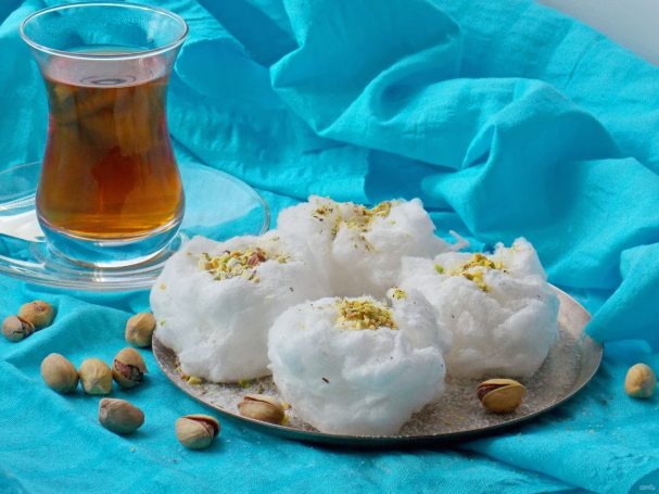 Шашлык СОЧНЫЙ из свинины на мангале. Секрет маринада прост, а мясо тает во рту!