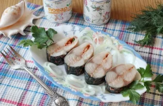 Скумбрия соленая в морозилке