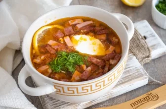 Солянка с маринованными грибами