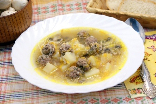 Борщ из индейки