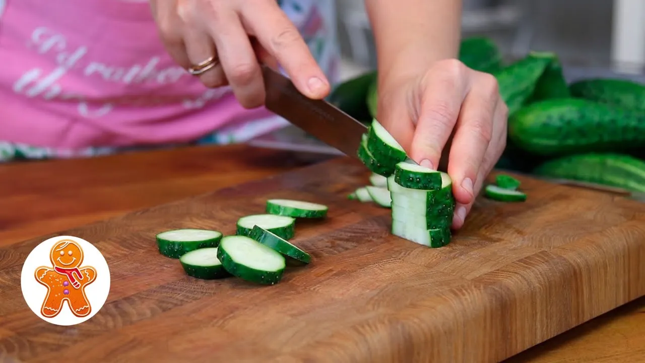 Очень вкусный салат КАПУСТНЫЙ! Хрустящая закусочная капуста в пикантном маринаде!