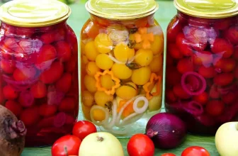 Сладкие маринованные помидоры на зиму в розовой заливке и не только!