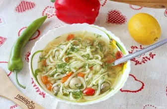 Китайский суп с лапшой