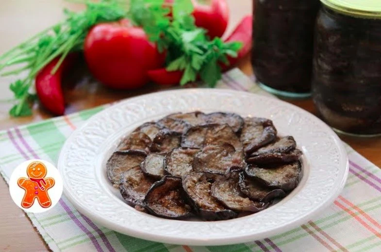 Салат из вешенок и кальмаров