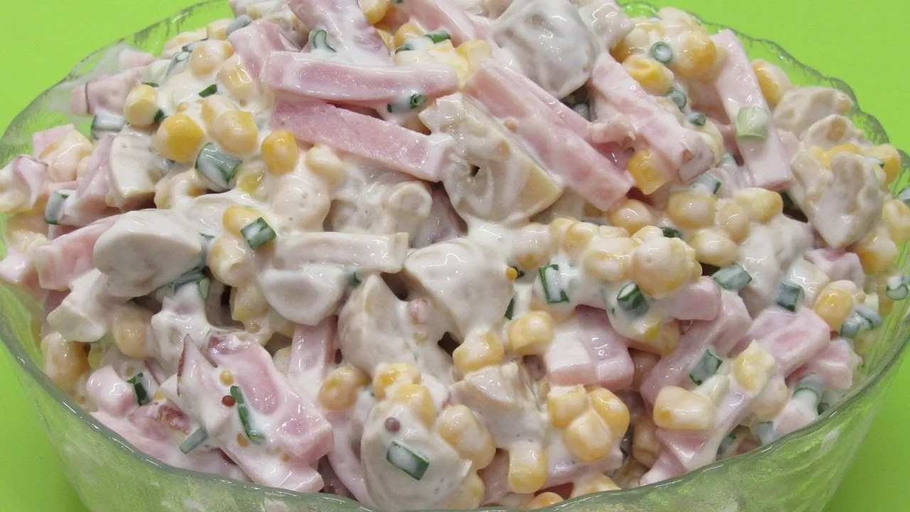 Свиные ножки с капустой