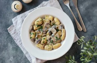 Картофельные ньокки с грибами