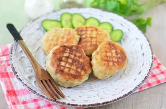 Котлеты из свинины с хлебом
