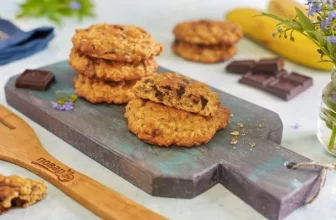 Овсяное печенье с бананом и шоколадом