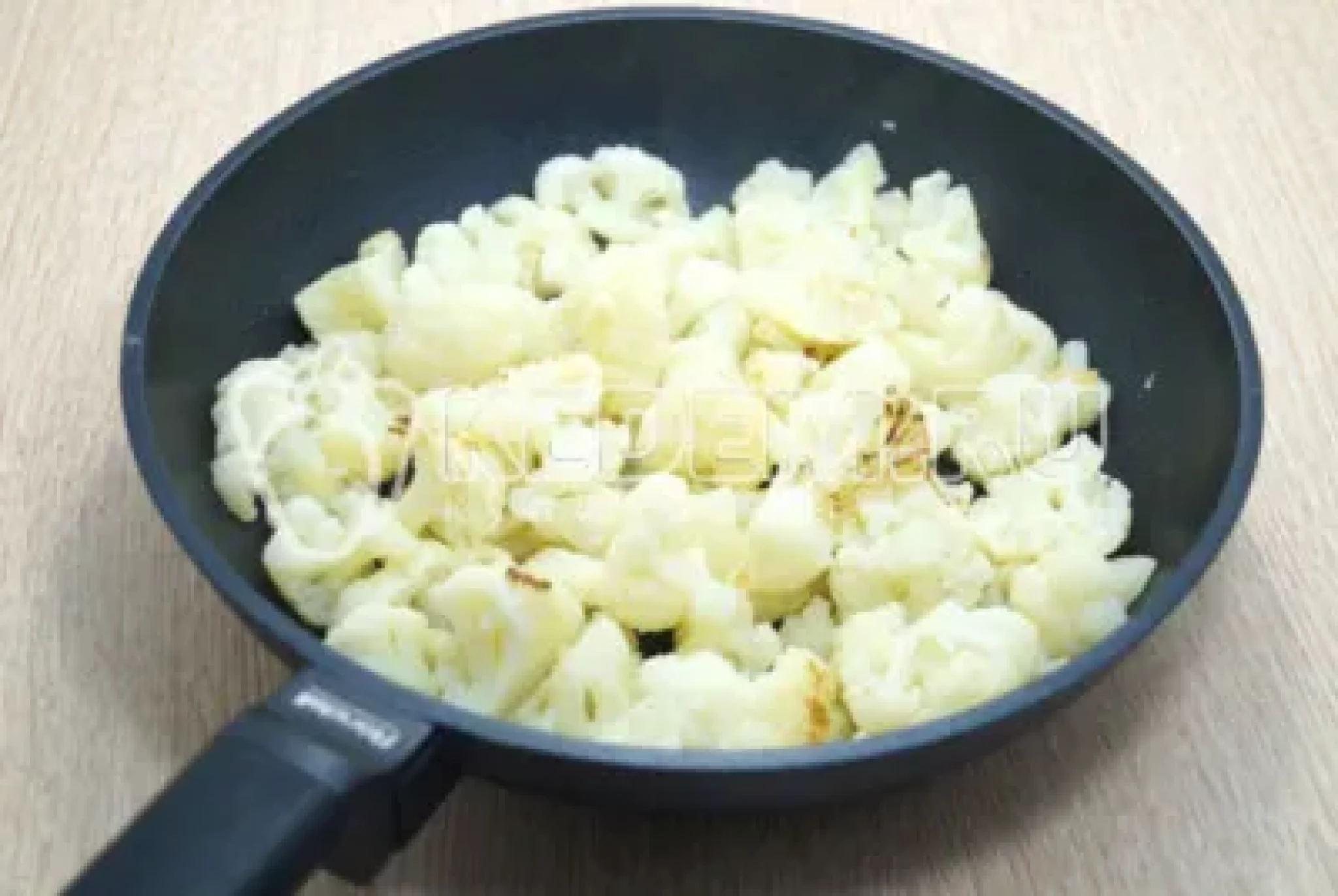 Цветная капуста с яйцом на сковороде рецепт с фото пошагово