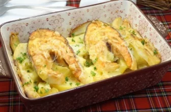 Форель запеченная с картофелем в духовке