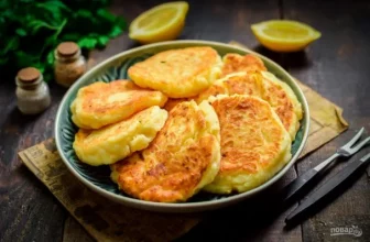 Манники с творогом на сковороде