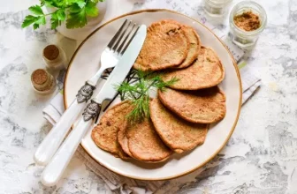 Печеночные оладьи с грибами