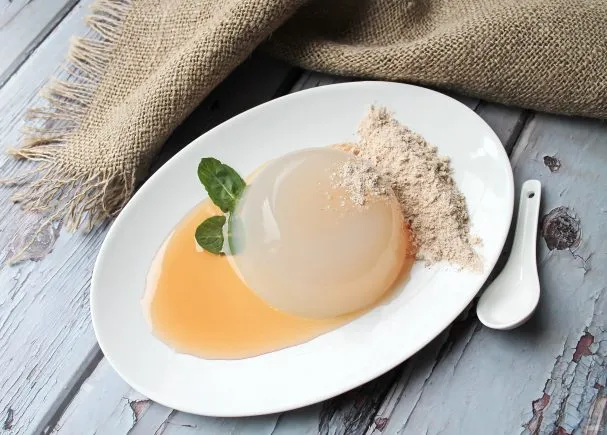 Тушёная капуста с рисом на сковороде
